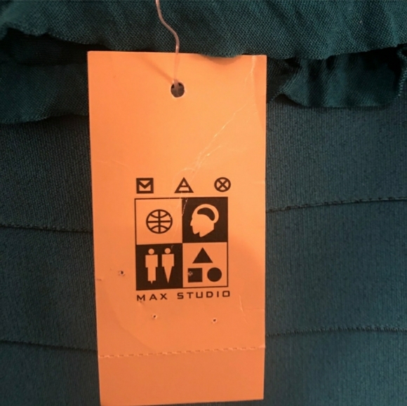 NWT Max Studio Green Medium Dress - Picture 4 of 5